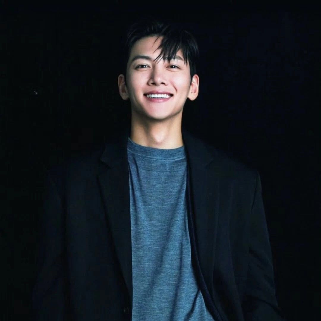 지창욱 최근 활동샷