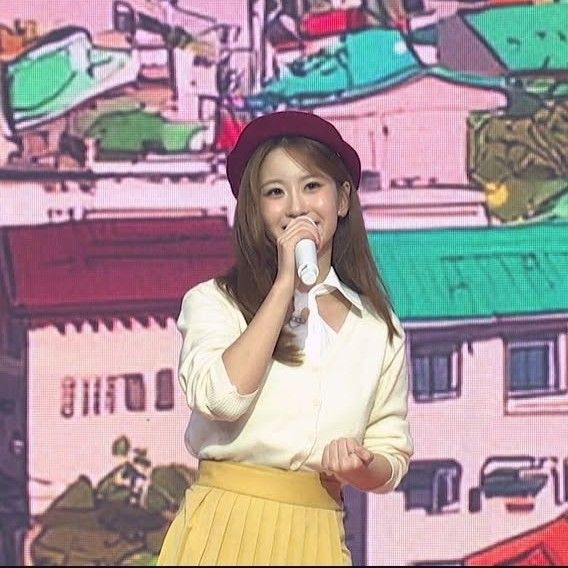 Momen yang diabadikan oleh penggemar Oh Yujin