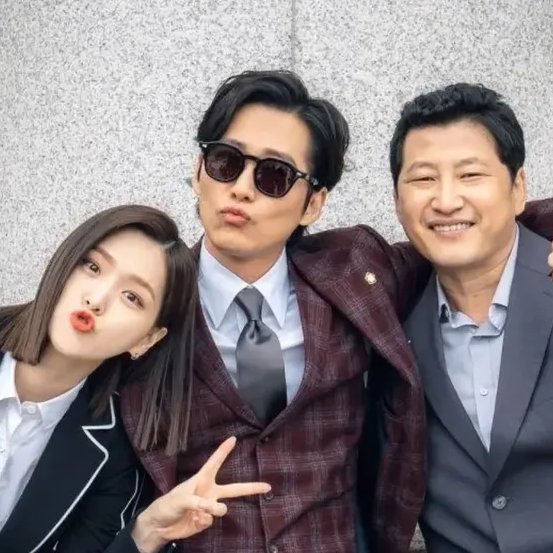 Latest photo of Namkoong Min