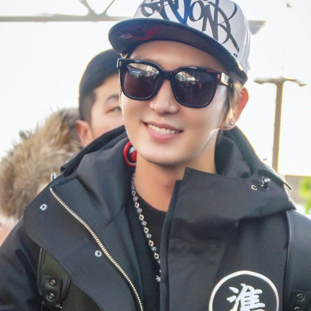 Recent activity shot of Lee Joongi