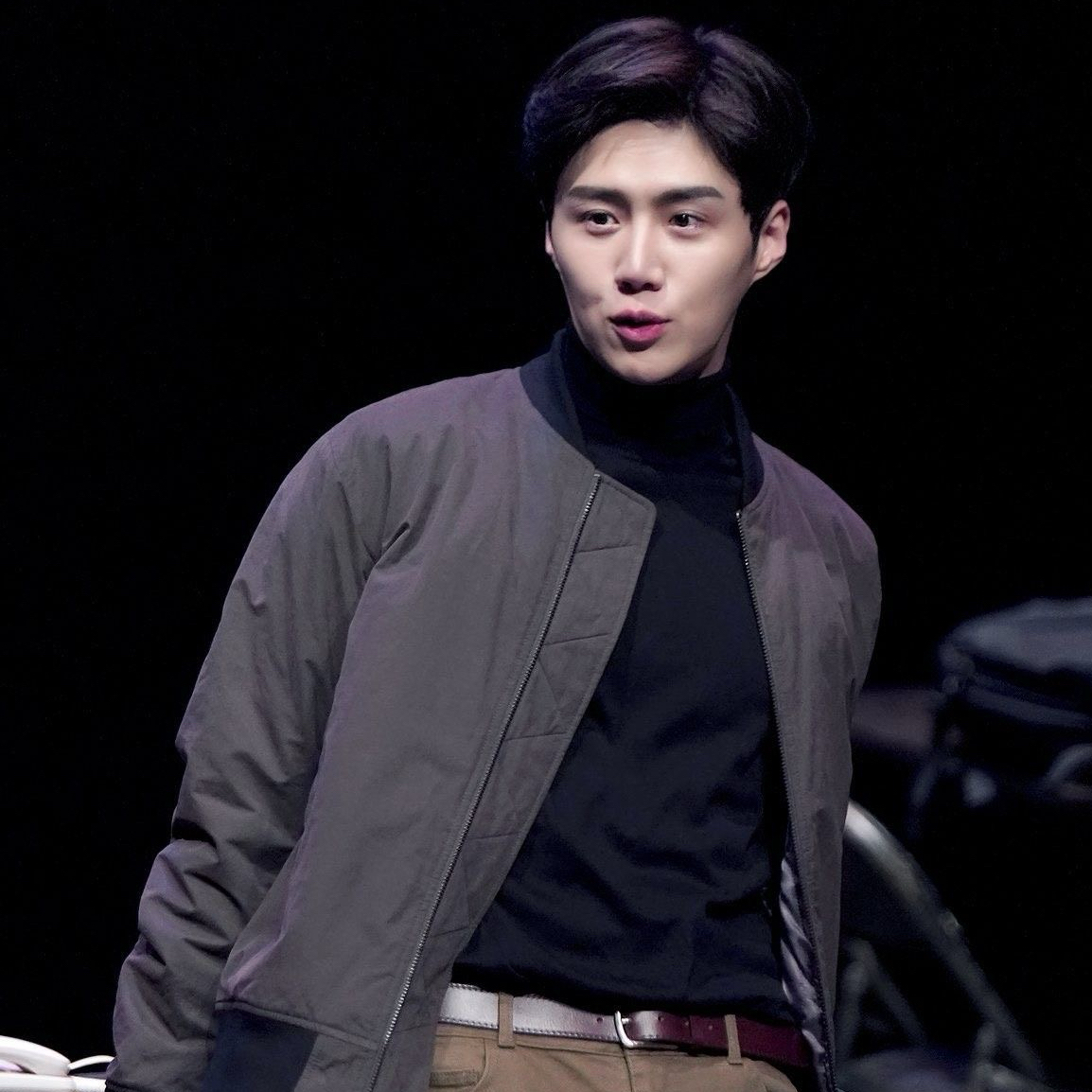 Behind-the-scenes cut of Kim Seonho