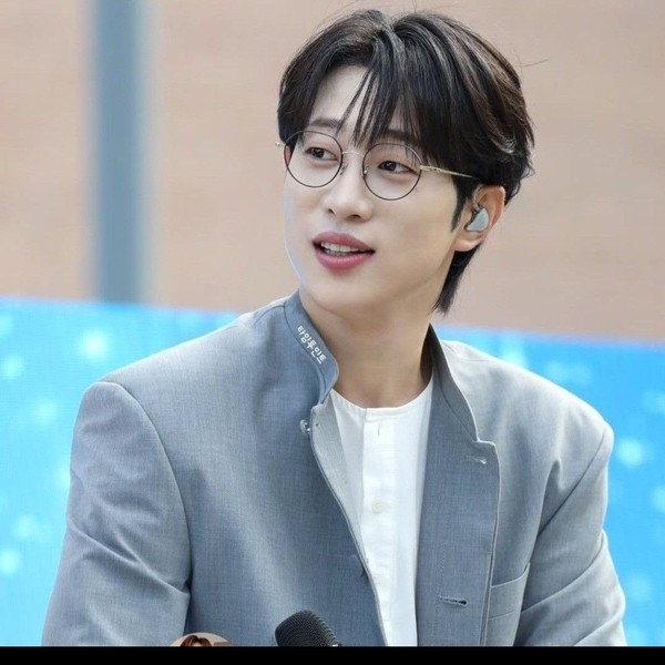 안성훈의 비하인드 컷