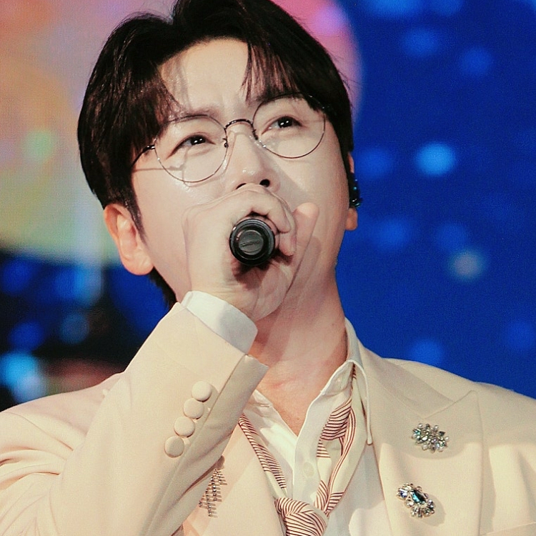 A moment captured by a fan of Chungil