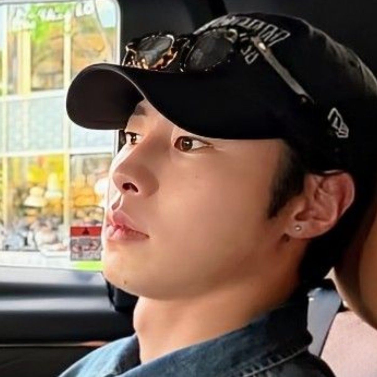 Recent activity shot of Lee Jaewook