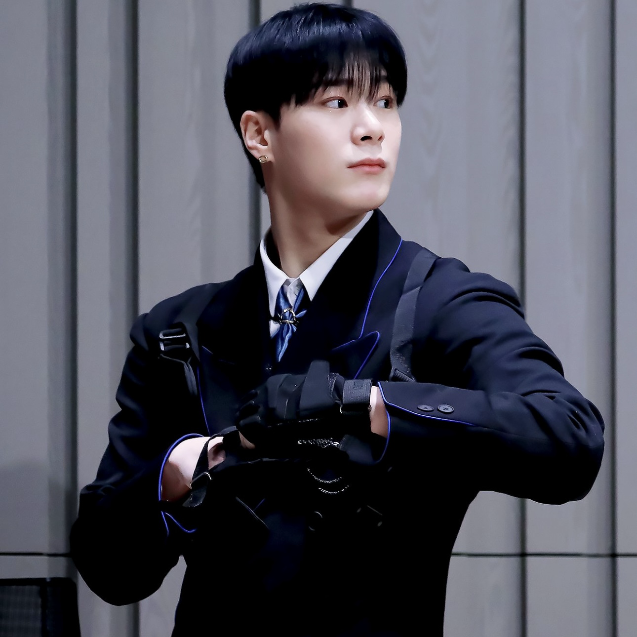 チャ・ウヌのビハインドカット