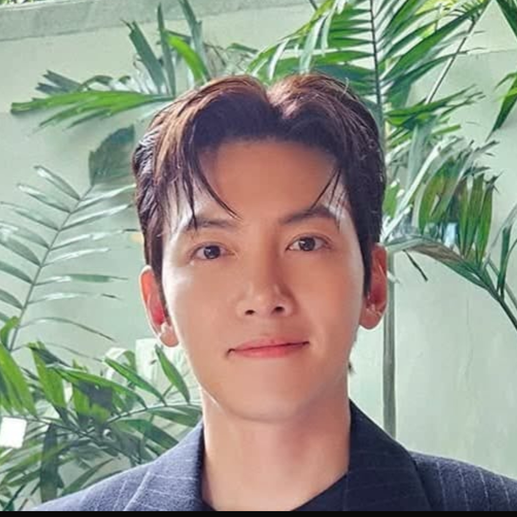 지창욱 최근 활동샷