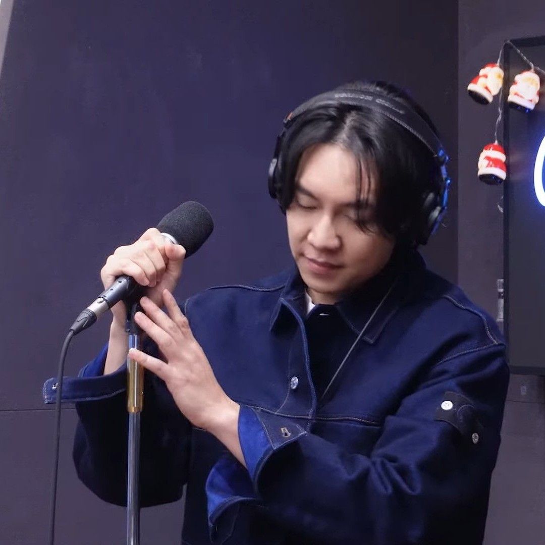 Foto terbaru dari Lee Seunggi