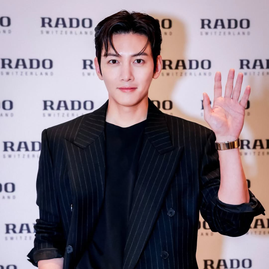 A moment captured by a fan of Ji Changwook