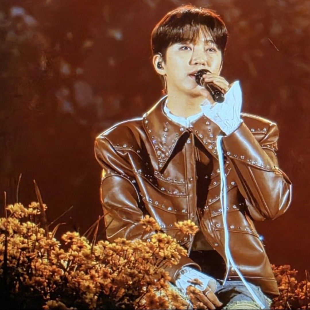 Recent activity shot of Lim Youngwoong