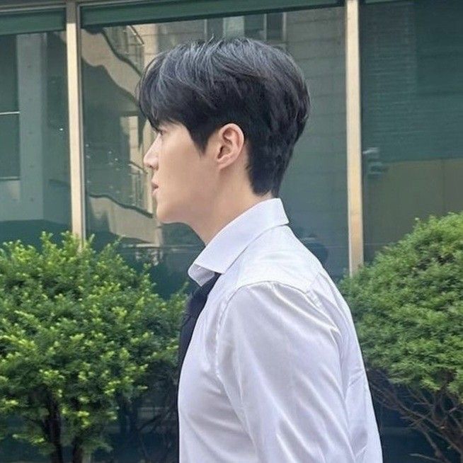 Latest photo of Kim Seonho