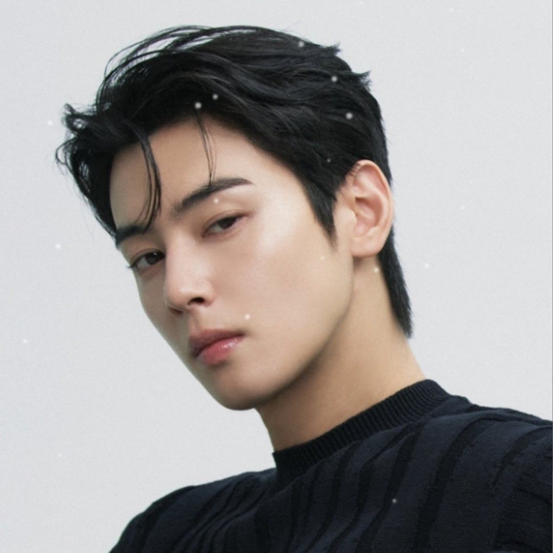 Foto terbaru dari Cha Eunwoo