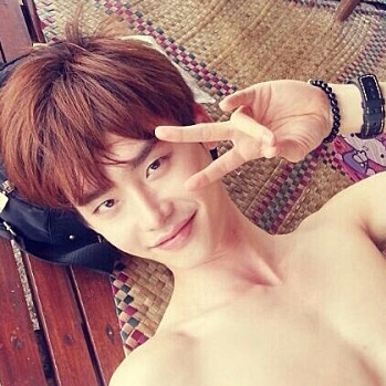 Latest photo of Lee Jongsuk