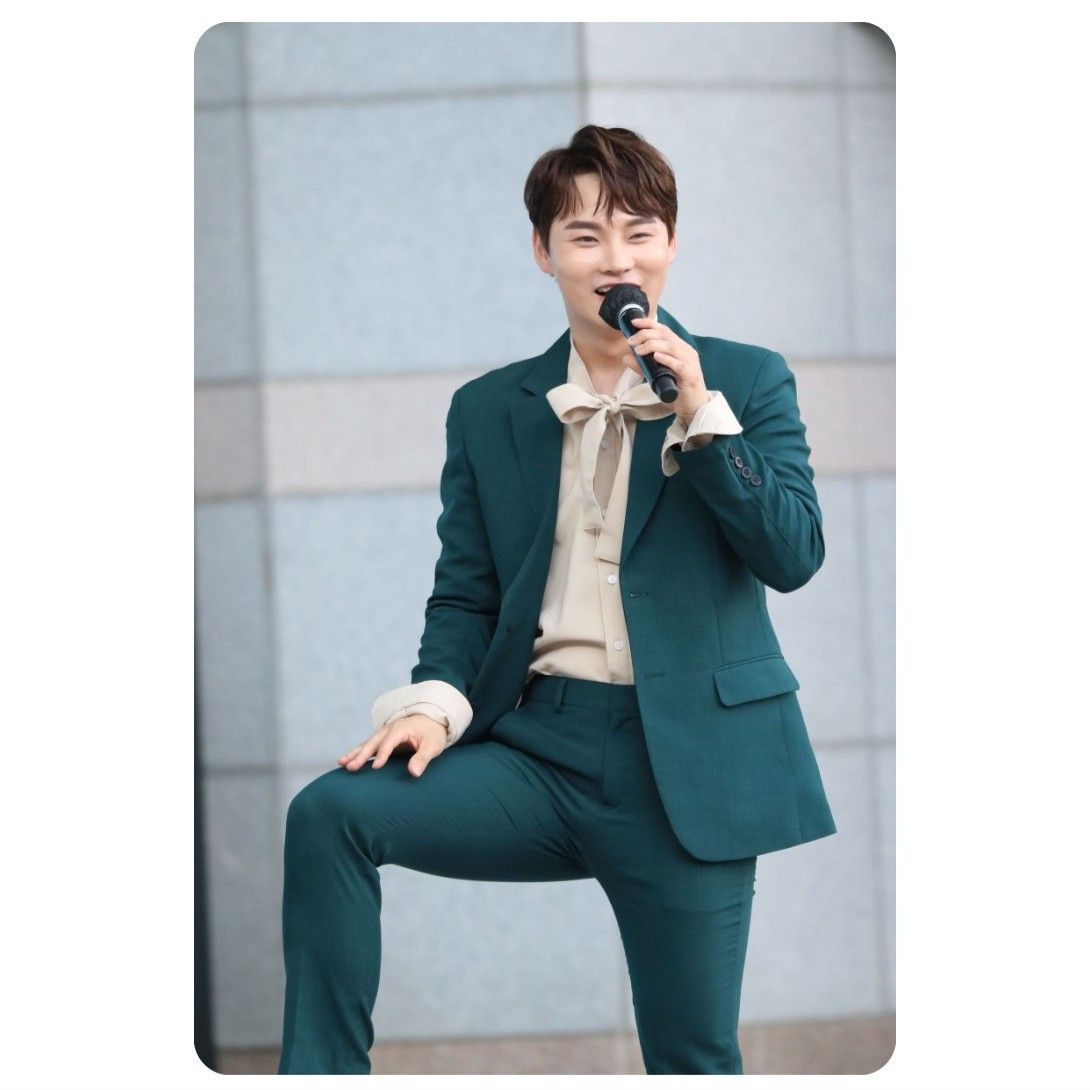 パク・ソジンの最近の活動ショット