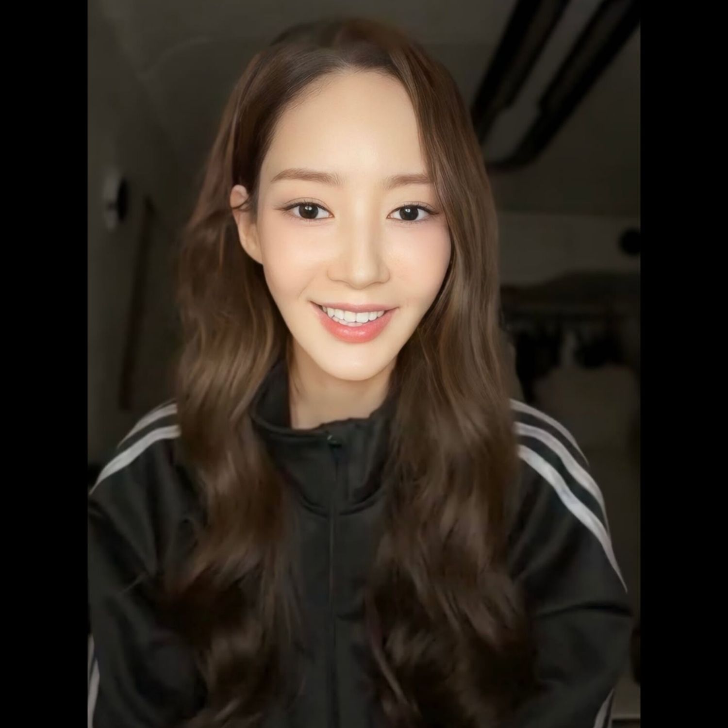 Recent activity shot of Park Minyoung