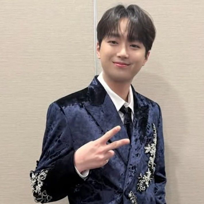 이찬원 최근 활동샷