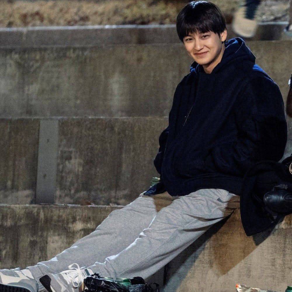 Latest photo of Kim Bum
