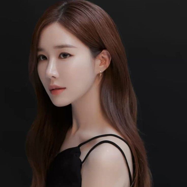 Latest photo of Yoo Inna