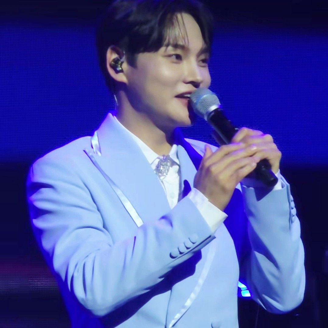 朴瑞鎮的最新照片