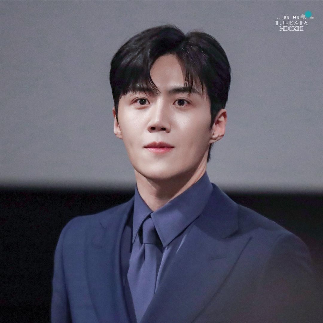 Behind-the-scenes cut of Kim Seonho
