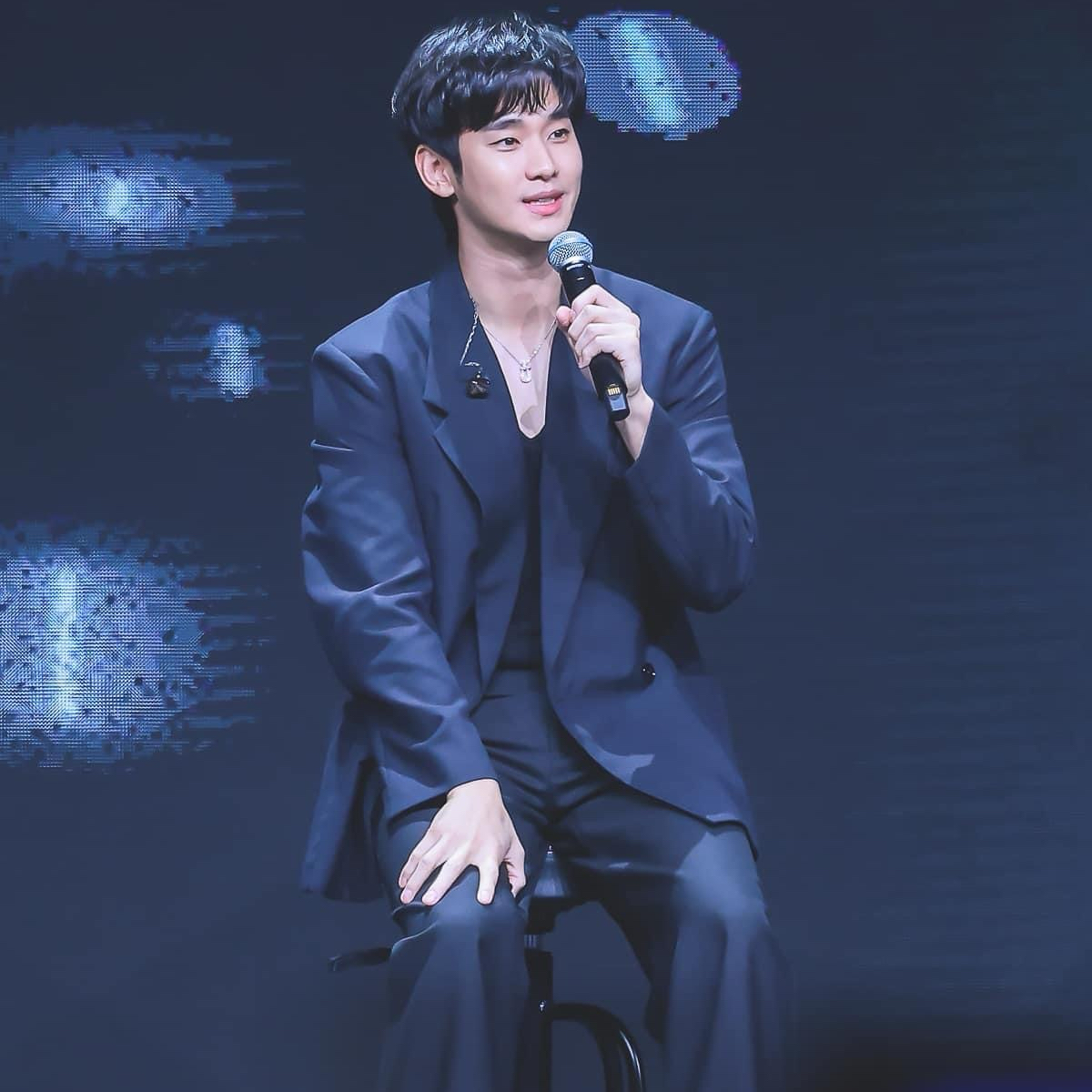 キム・スヒョンの最近の活動ショット