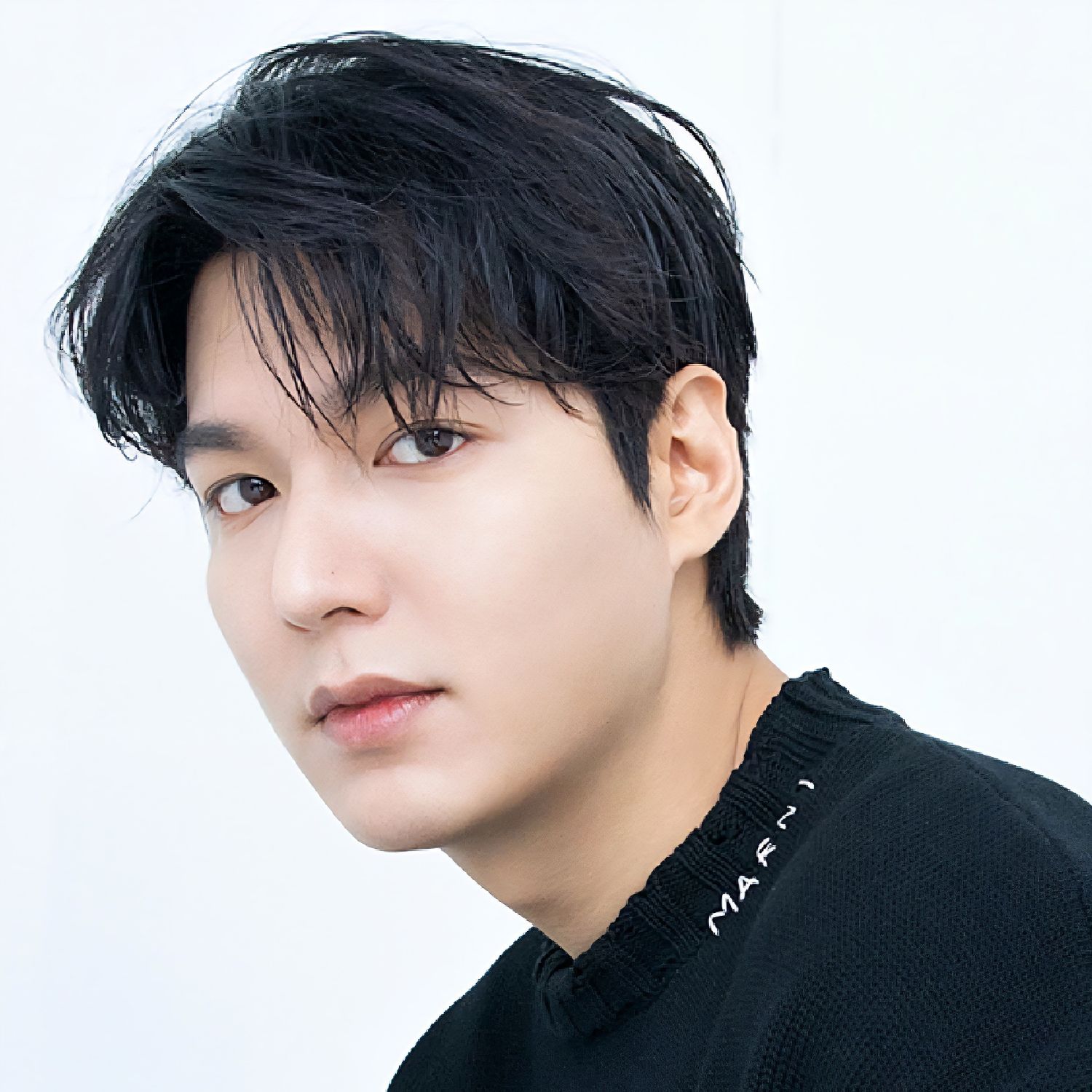 Recent activity shot of Lee Minho