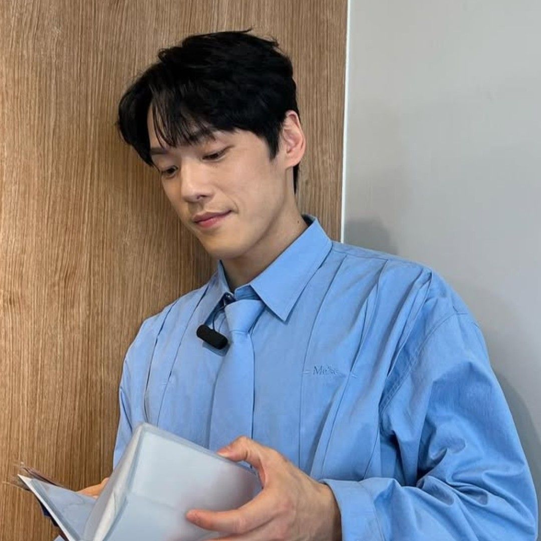 Cuplikan di balik layar dari Kim Junghyun