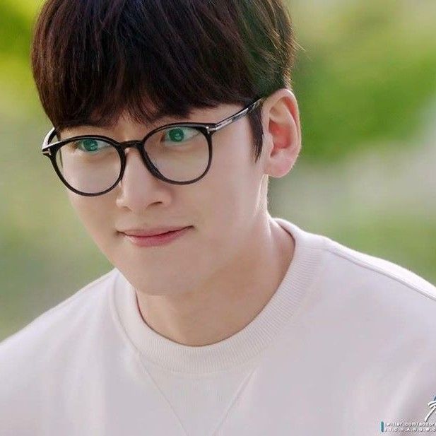 지창욱 최근 활동샷