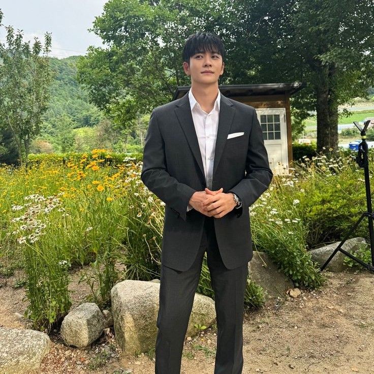 A moment captured by a fan of Kang Taeoh