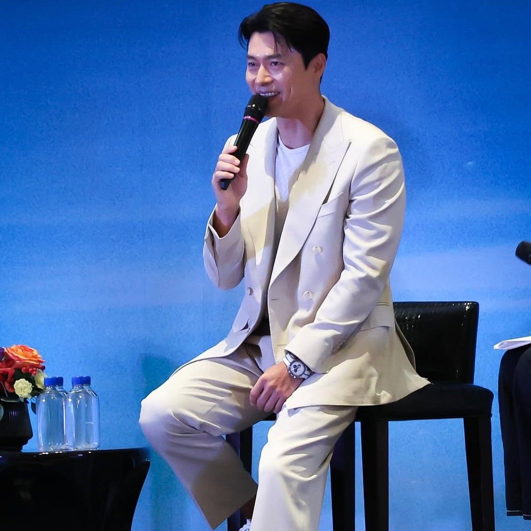Latest photo of Hyun Bin