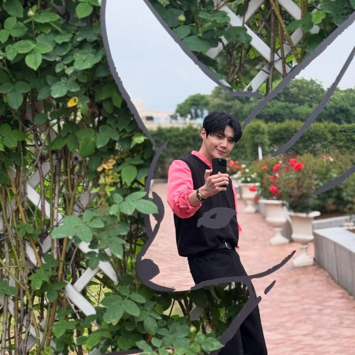 Recent activity shot of Kim Seonho