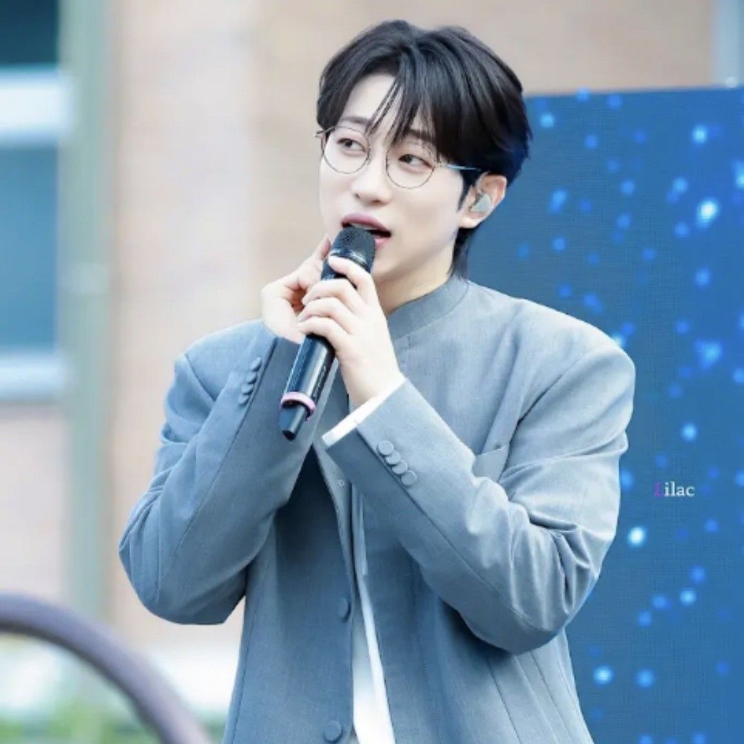 Behind-the-scenes cut of An Sunghoon