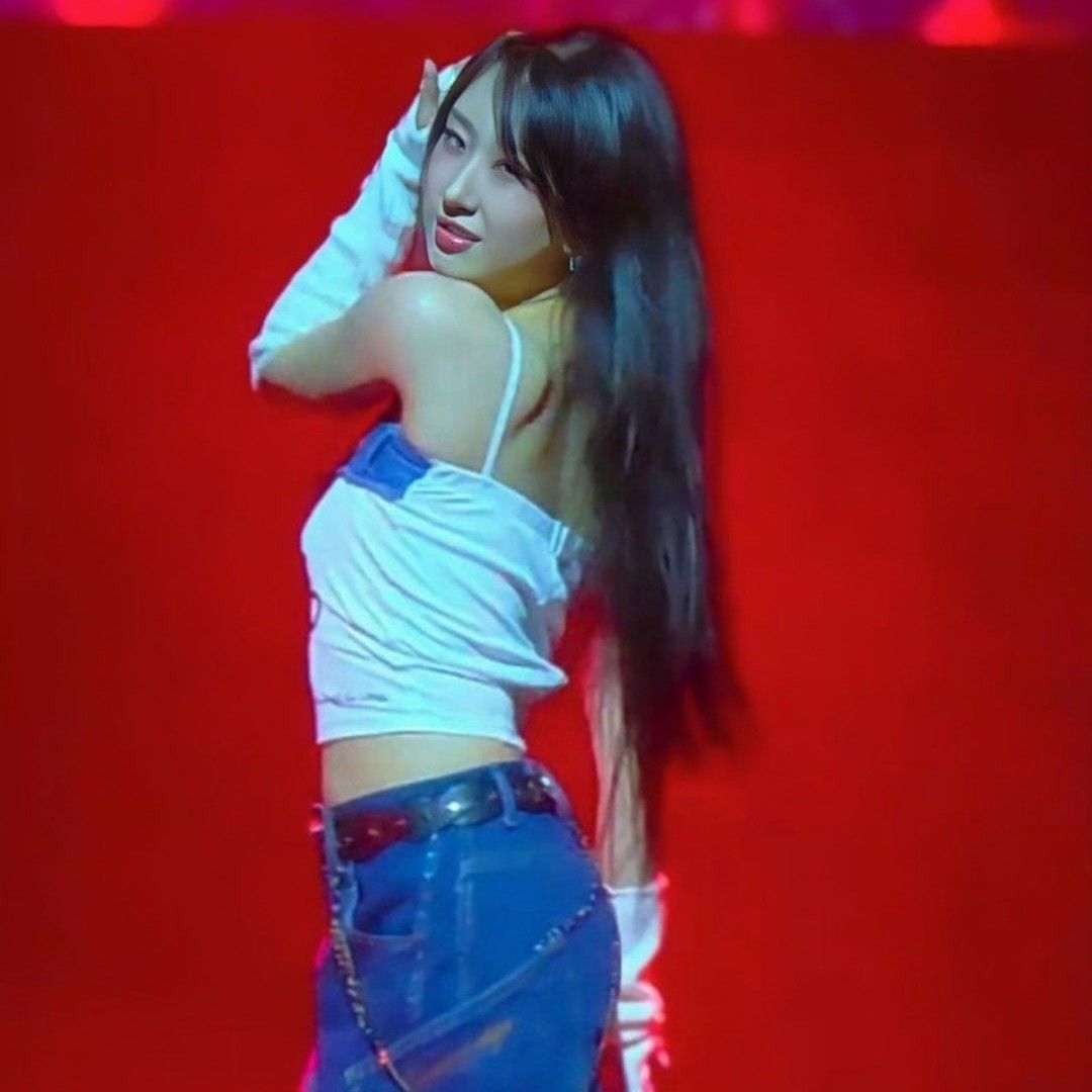 チョン・ユジンのビハインドカット