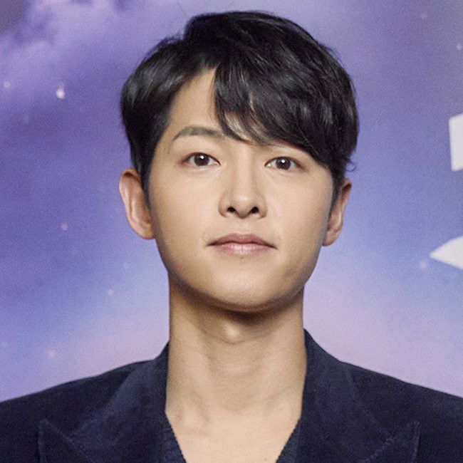 A moment captured by a fan of Song Joongki