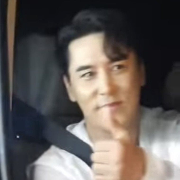Behind-the-scenes cut of Jang Minho