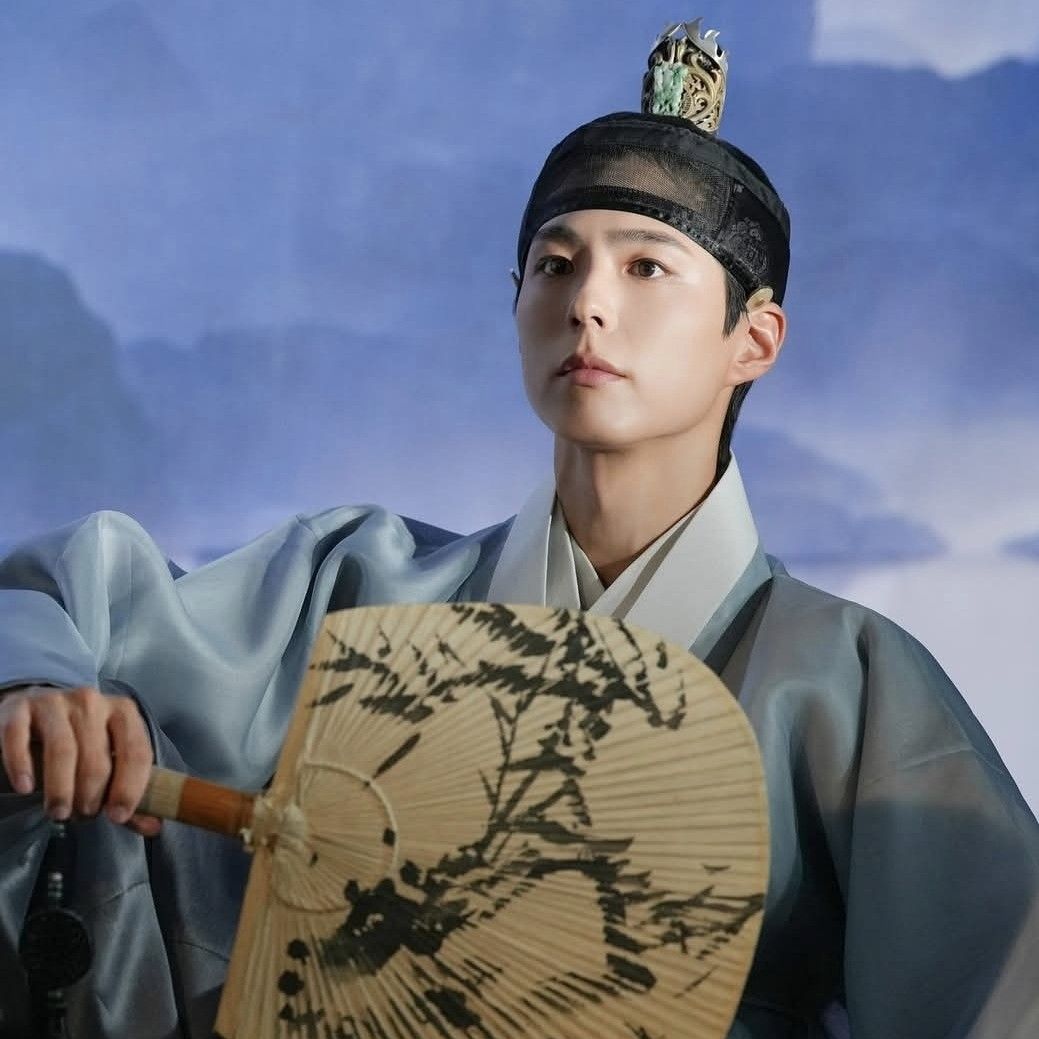 Latest photo of Park Bogum