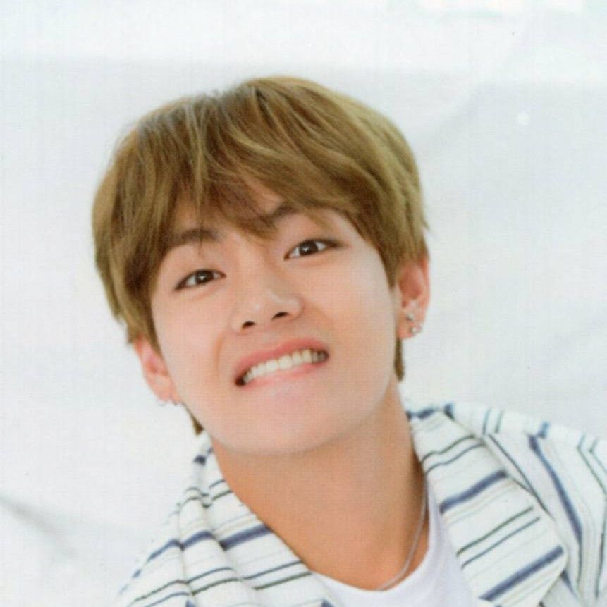 Feed komunitas selebriti terpopuler hari ini