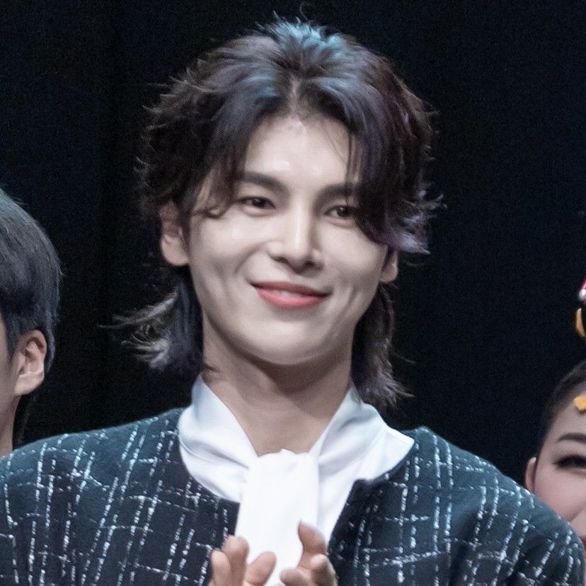 A moment captured by a fan of Kim Junsu (1991)