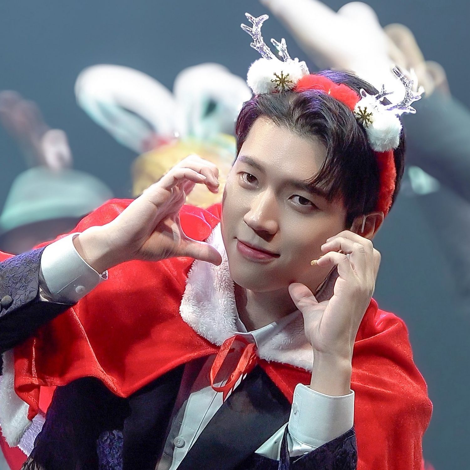 Behind-the-scenes cut of Nam Woohyun