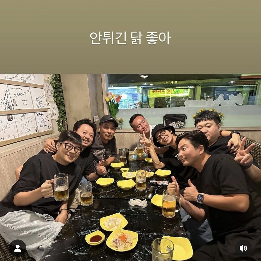 Behind-the-scenes cut of Lee Joongi