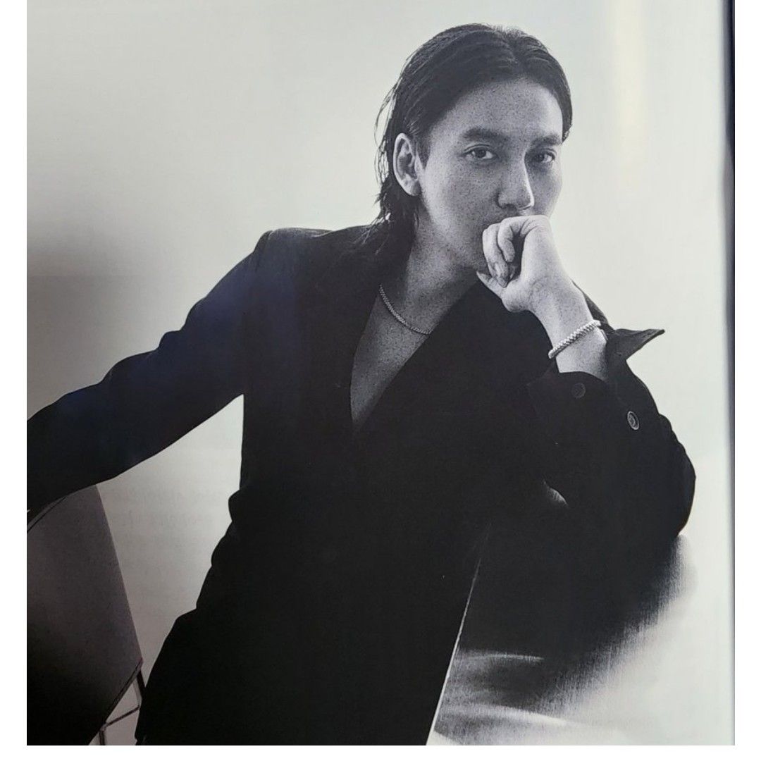 Behind-the-scenes cut of Kim Namgil