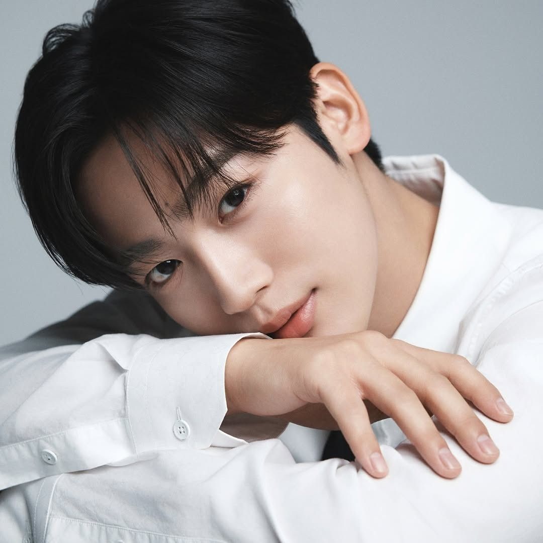 Behind-the-scenes cut of Kim Yohan