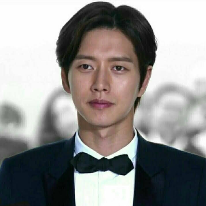 Behind-the-scenes cut of Park Haejin