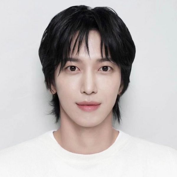 Representative photo of Jung Yonghwa showing their charm