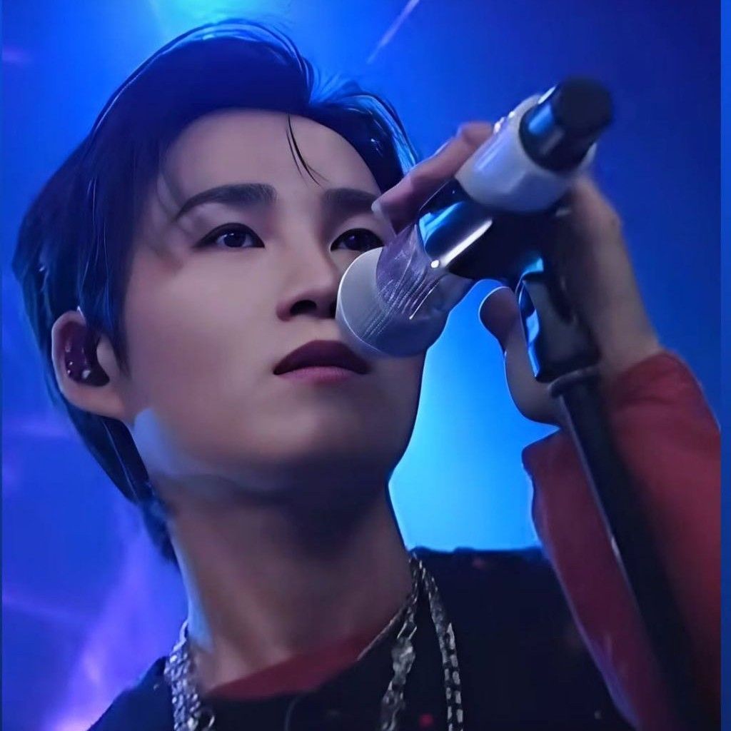 キム・ヒジェの最近の活動ショット