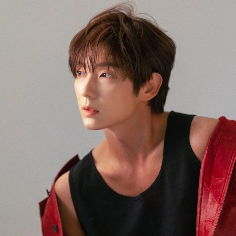 Recent activity shot of Lee Joongi