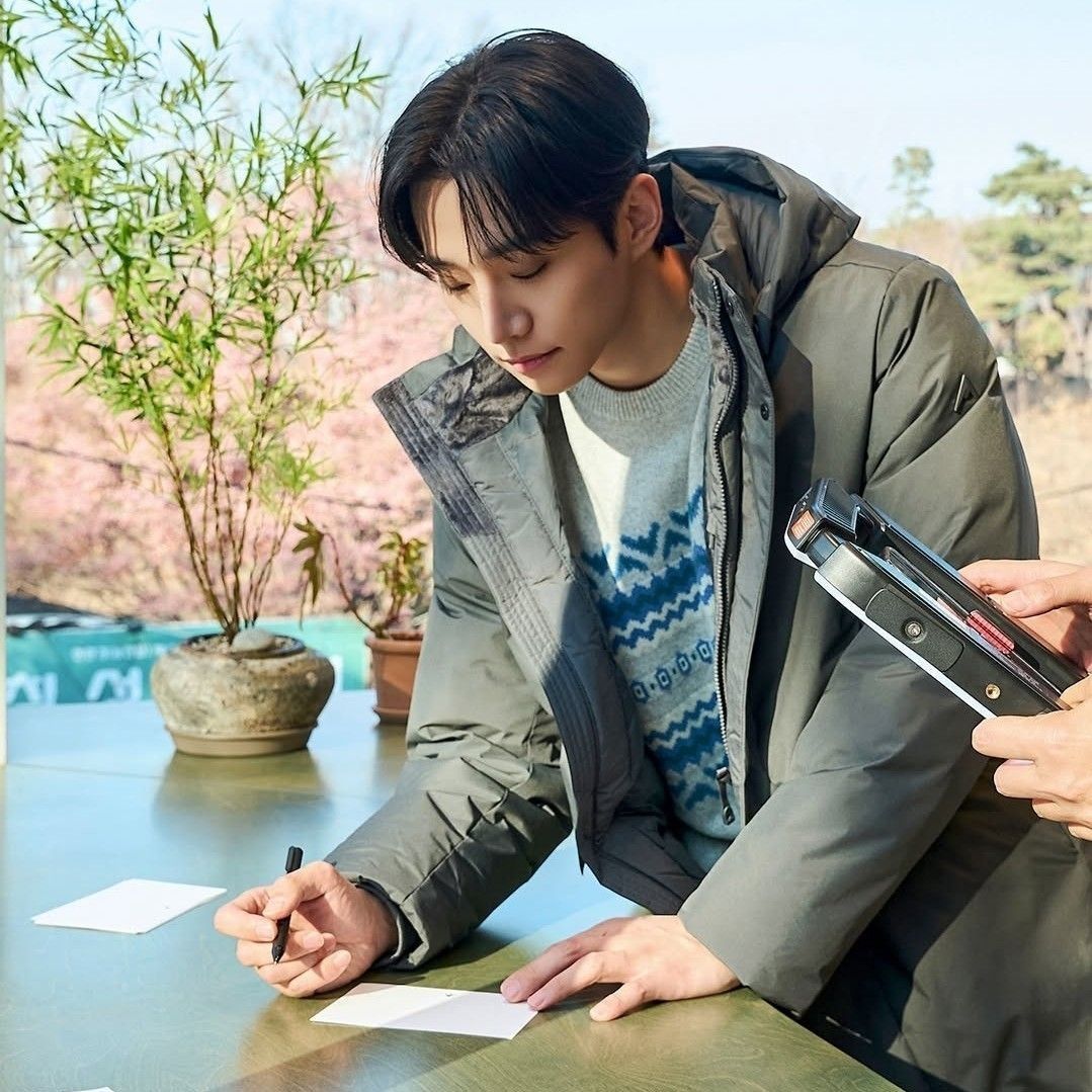 イ・ジュノの最新写真