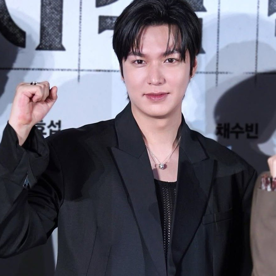Latest photo of Lee Minho