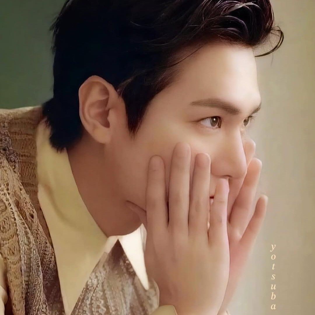 Recent activity shot of Lee Minho