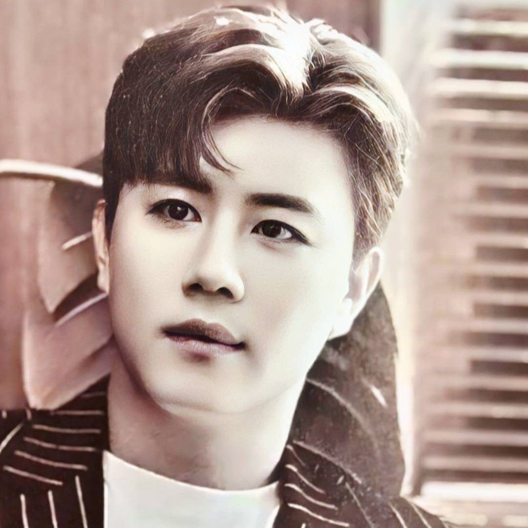 Behind-the-scenes cut of Jin Haesung