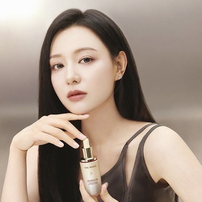 A moment captured by a fan of Kim Jiwon